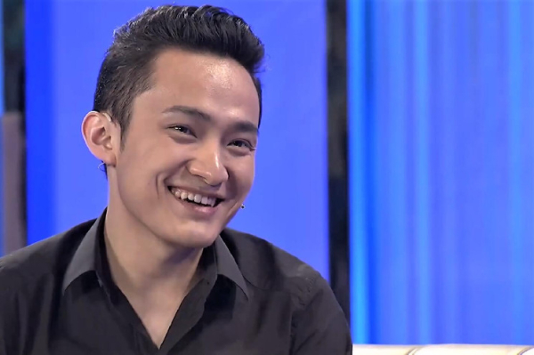 Crypto Billionaire Justin Sun Withdraws 4 Different Altcoins from Binance: First Time He Used This Wallet