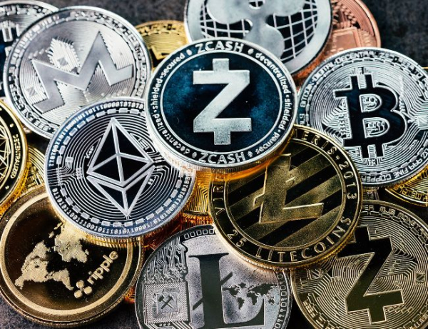 XRP price falls near critical support level as Bitcoin and crypto market correct
