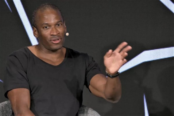 Former BitMEX CEO Arthur Hayes Purchased a New Altcoin, Price Reacted! What Other Altcoins Are In Your Portfolio? Former BitMEX CEO Arthur Hayes Purchased a New Altcoin, Price Reacted! What Other Altcoins Are In Your Portfolio?